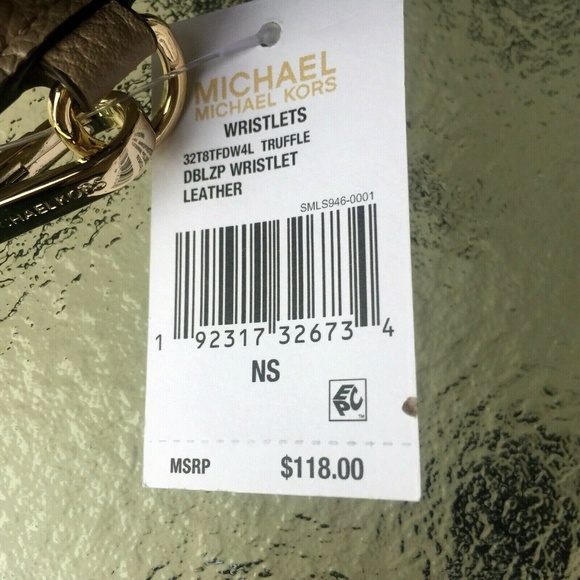 Michael Kors beige leather double zipper wristlet - Picture 7 of 7